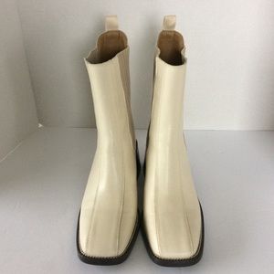 Sam Edelman cream colored square toe boots 9.5